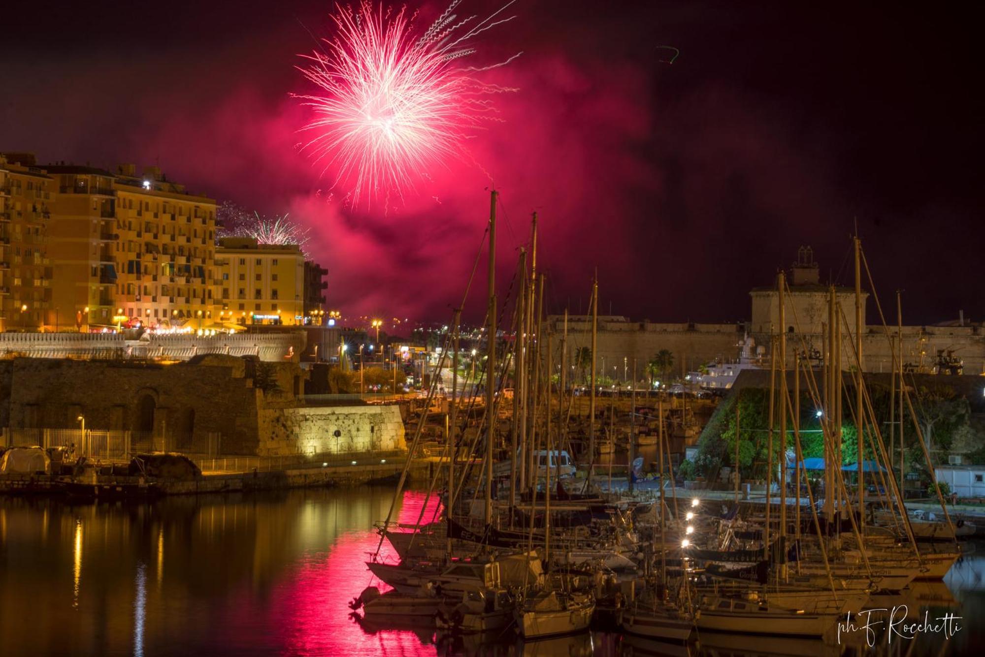 La Dolce Vita Civitavecchia Luaran gambar