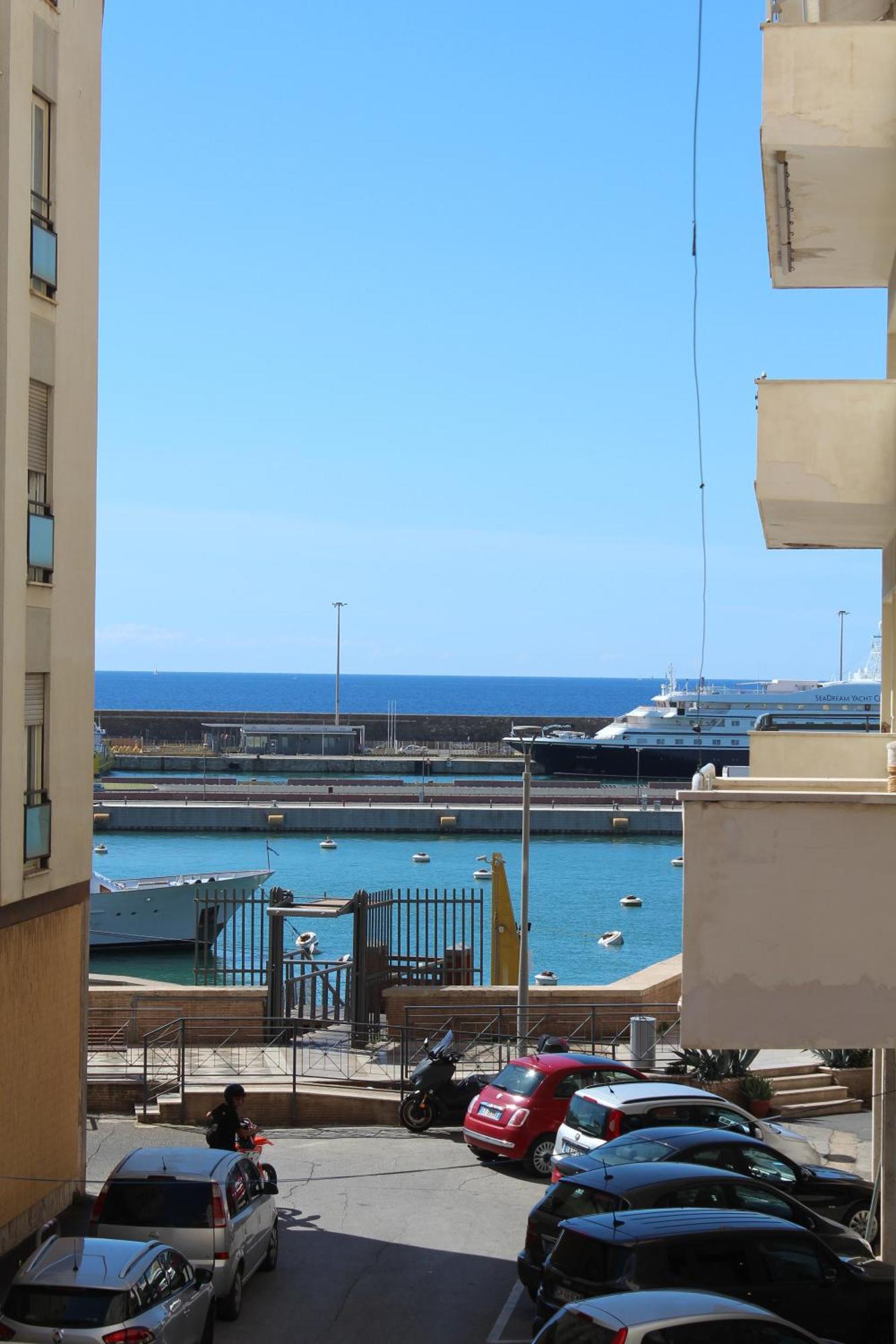 La Dolce Vita Civitavecchia Luaran gambar